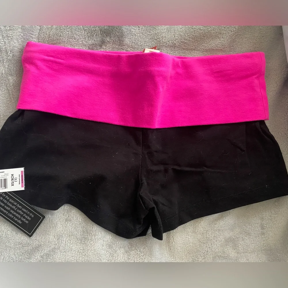No Boundaries Black and Hot Pink Fold-Over Waist Yoga Shorts - Picture 3 of 3